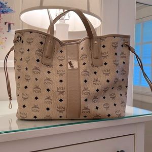 MCM tote